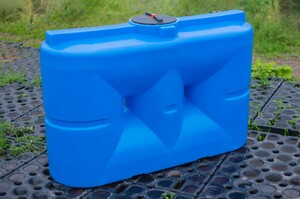 Прямоугольная емкость для воды 500 литров наземная с винтовой крышкой RODLEX